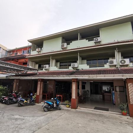 P.K. Mansion Hotell Ao Nang Exteriör bild